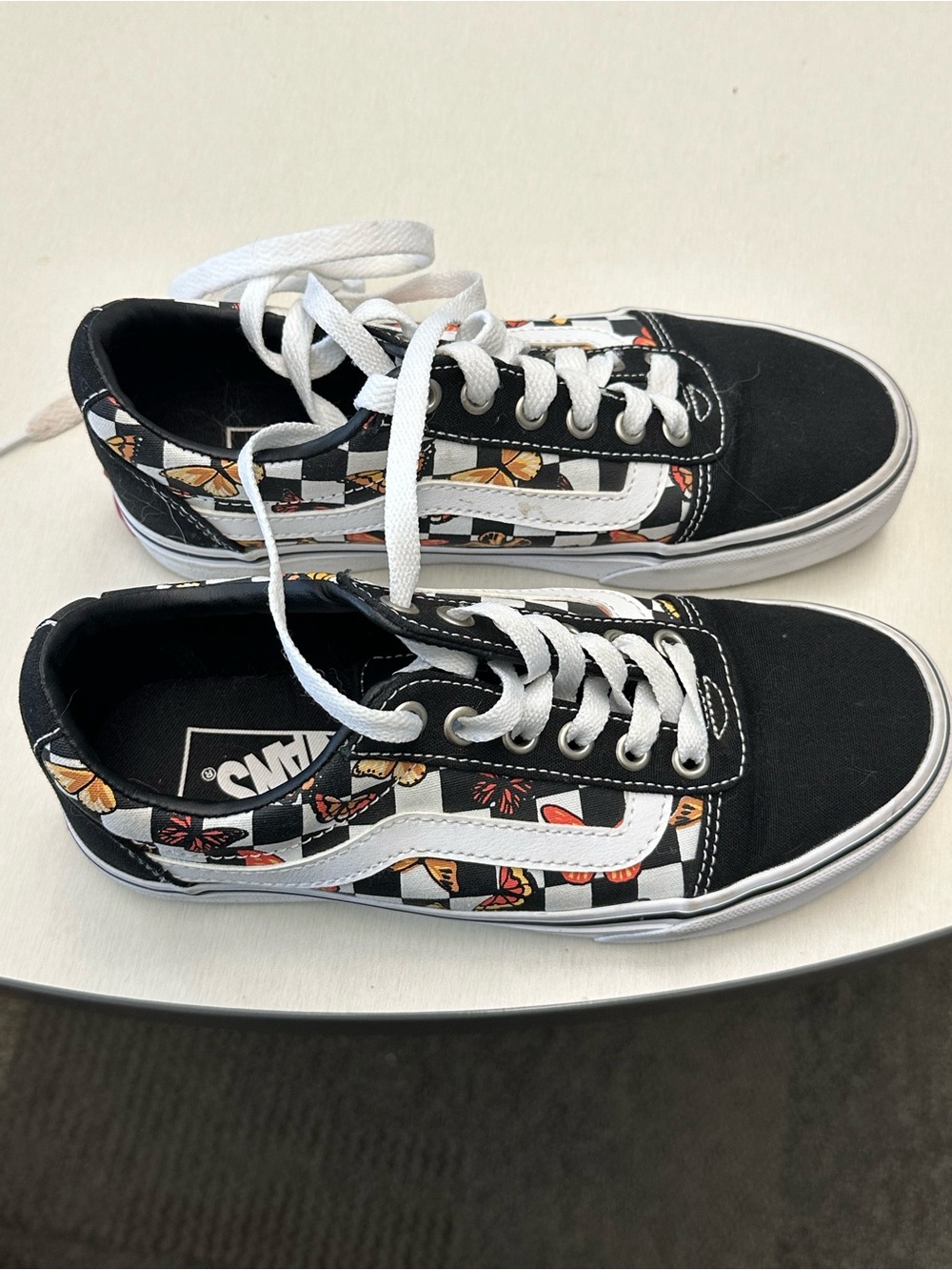 Vans Butterfly Checkered Women's Shoes Size 6 Black White Black